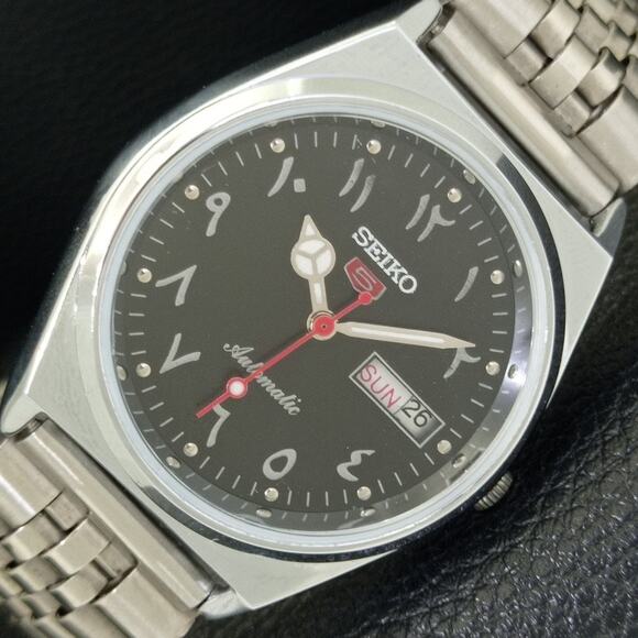 Vintage 1980 Seiko Automatic Mens Silver Watch W/daydate & Arabic accents - Picture 1 of 10